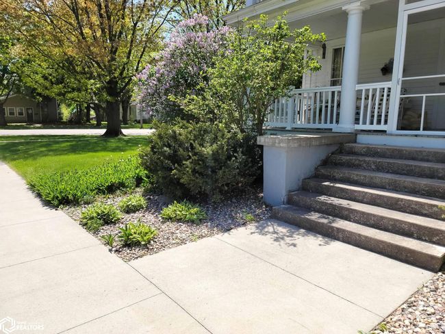 703 W Broadway St, House other with 5 bedrooms, 3 bathrooms and null parking in Eagle Grove IA | Image 9