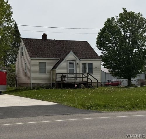 5709 Campbell Blvd, Lockport, NY, 14094-9201 | Card Image