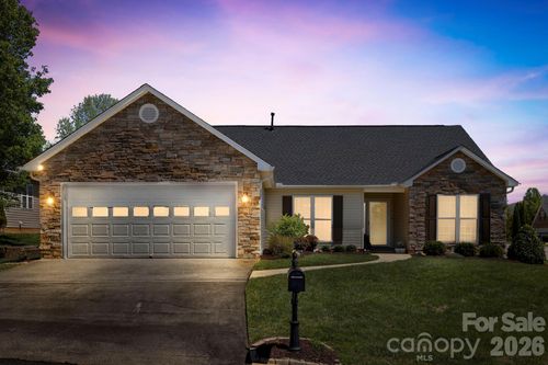 25 Livingston Farm Rd, Fletcher, NC, 28732-8321 | Card Image