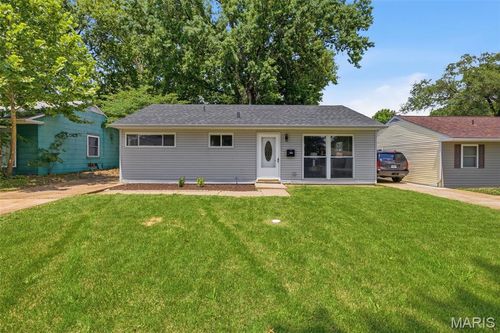 7857 Wanda Avenue, St Louis, MO, 63123 | Card Image