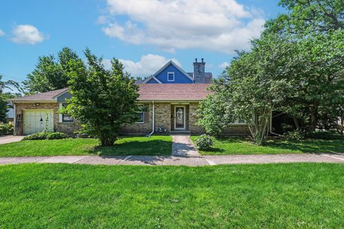 4201 Linden Ave, Western Springs, IL, 60558-1256 | Card Image