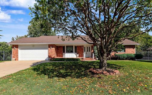 5716 W Juno Ave, Wichita, KS, 67215 | Card Image