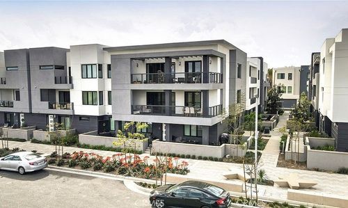 unit-208-16289 Dawn Way, Tustin, CA, 92782-2862 | Card Image