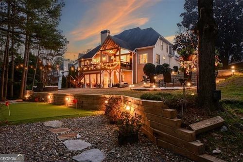 515 Hillcrest View Dr, Suwanee, GA, 30024-6499 | Card Image