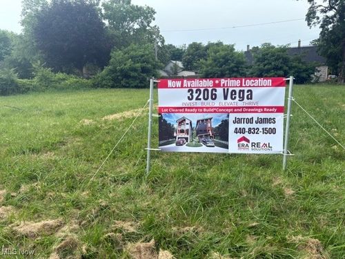 3206 Vega Ave, Cleveland, OH, 44113-4937 | Card Image