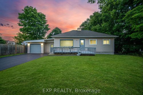 32 Maple Ave E, Georgetown, ON, L7G5M2 | Card Image