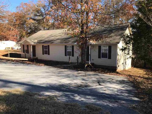 16017 S Radio Station Rd, Seneca, SC, 29678-1038 | Card Image