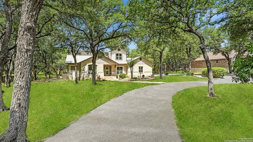 405 Pinnacle Pkwy, New Braunfels, TX, 78132-4256 | Card Image