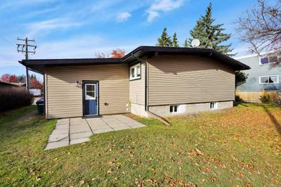 4921 54 Ave, House other with 4 bedrooms, 2 bathrooms and 6 parking in Olds AB | Image 2