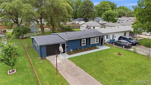 2133 Bern Ave, Granite City, IL, 62040-2426 | Card Image