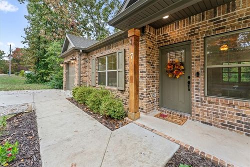 7 Longview Ln, Bella Vista, AR, 72714-2132 | Card Image