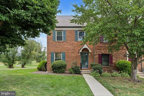 214 Troon Ct, Limerick, PA, 19468-1315 | Card Image