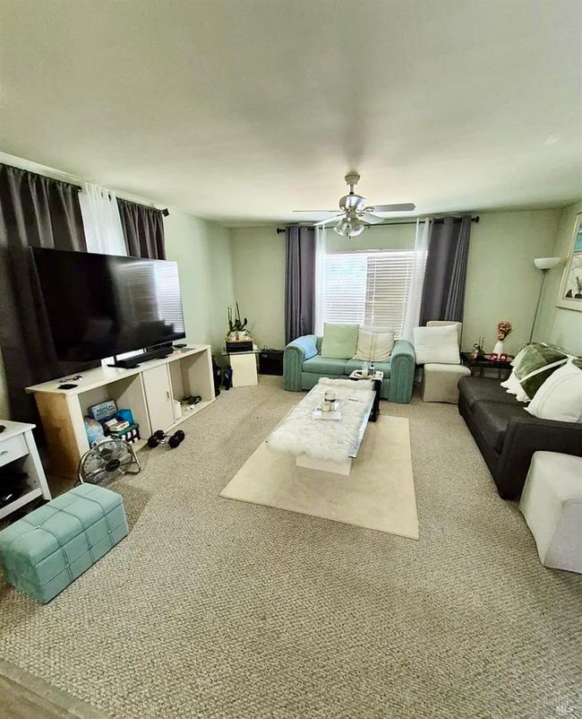 811 Broadway St, House other with 2 bedrooms, 1 bathrooms and 2 parking in Fairfield CA | Image 8