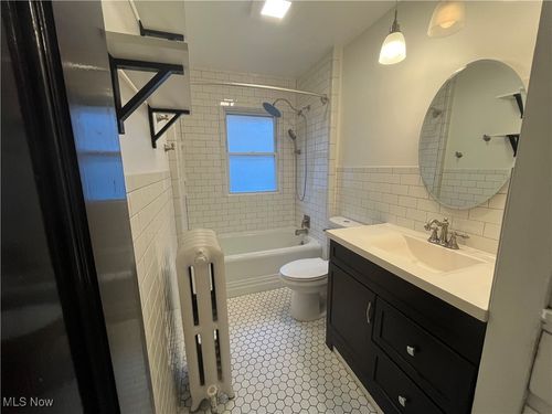 10308 Clifton Blvd, Cleveland, OH, 44102-1643 | Card Image
