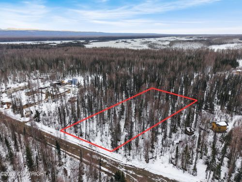 15822 E Greenleaf Dr, Talkeetna, AK, 99676 | Card Image