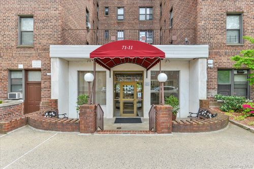 apt-4a-71-11 Yellowstone Blvd, Forest Hills, NY, 11375-3520 | Card Image
