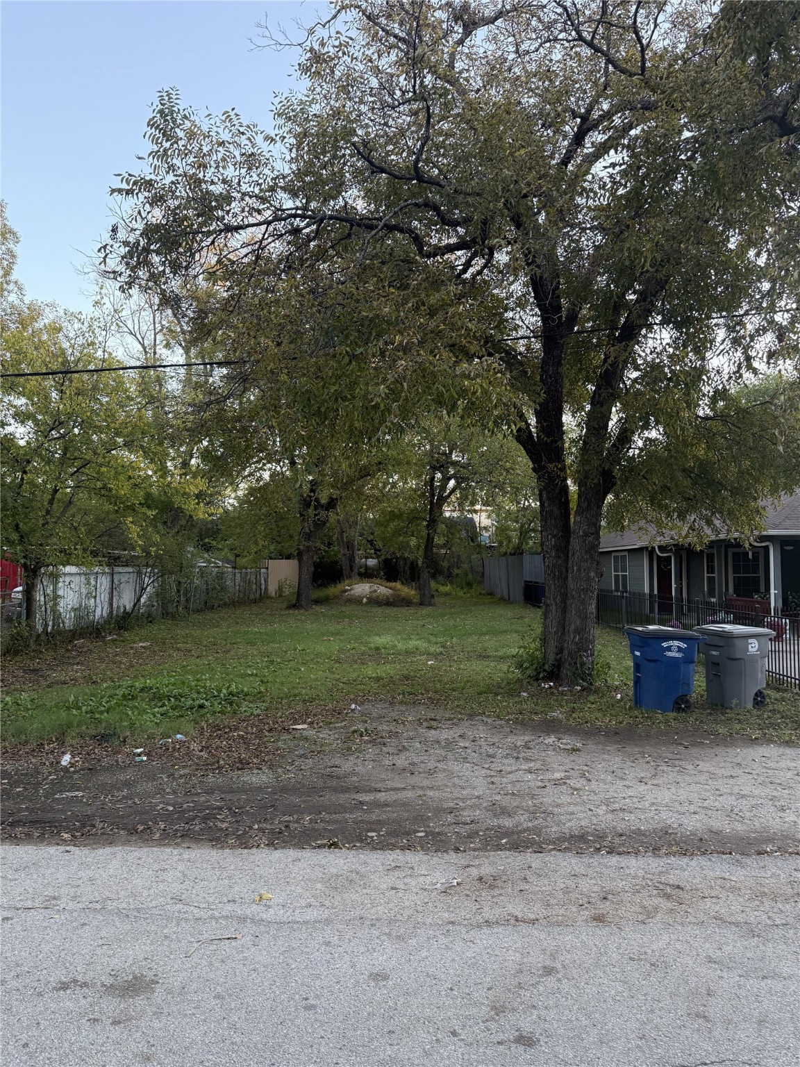 Land in Dallas 5