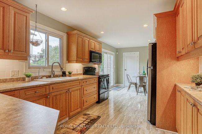 811 Third Concession Rd, House other with 4 bedrooms, 3 bathrooms and 7 parking in Pickering ON | Image 6