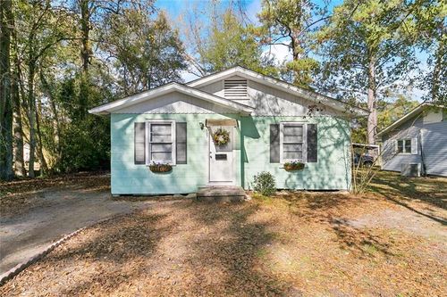 607 Union Ave, Bogalusa, LA, 70427-2666 | Card Image
