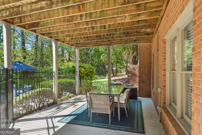 9985 High Falls Pointe, House other with 7 bedrooms, 5 bathrooms and 3 parking in Alpharetta GA | Image 54