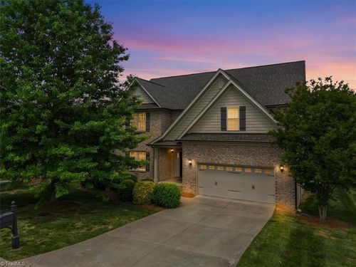 37 Wexford Cir, Thomasville, NC, 27360-4980 | Card Image