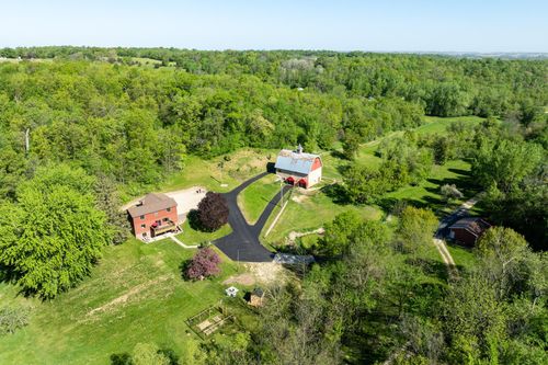 31500 Echo Valley Trl, Cannon Falls, MN, 55009-4289 | Card Image