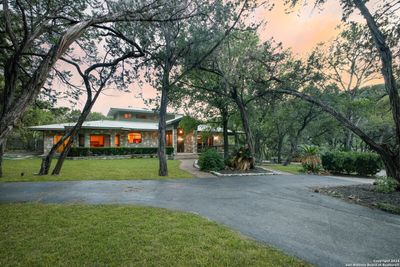 2170 Park Rd, House other with 6 bedrooms, 4 bathrooms and null parking in New Braunfels TX | Image 2