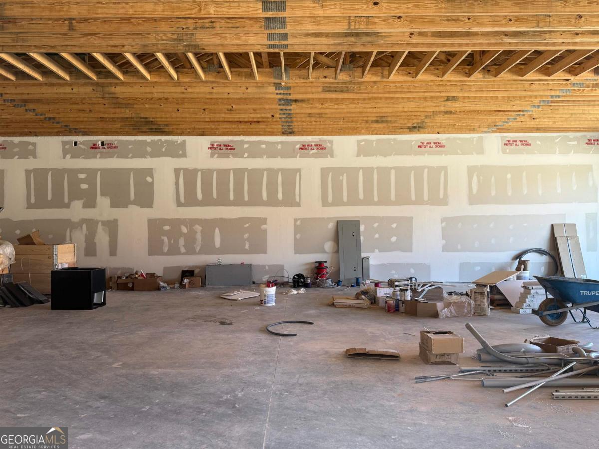 Commercial Lease in Eatonton 3