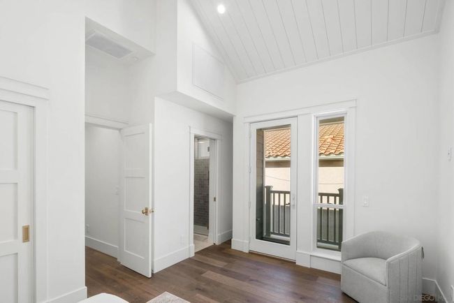 741 G Ave, Condo with 4 bedrooms, 5 bathrooms and 2 parking in Coronado CA | Image 17