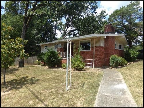 2800 S University Avenue, Little Rock, AR, 72204 | Card Image