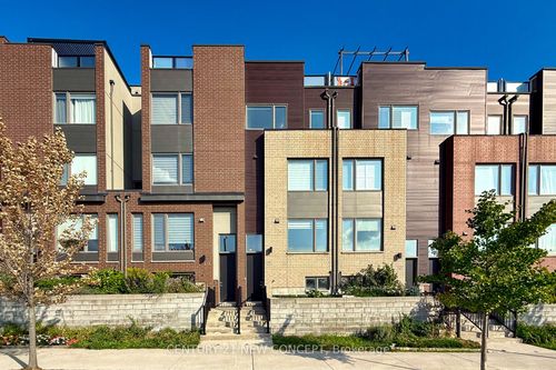 271 Downsview Park Boulevard, North York, ON, M3K0B6 | Card Image