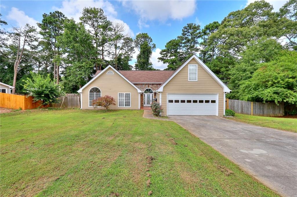 Ashton Manor Dr, Loganville, GA 30052