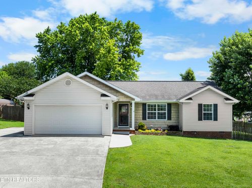 327 S Fowler St, Clinton, TN, 37716-4439 | Card Image