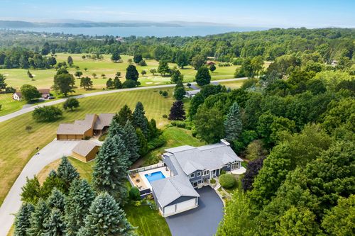 8396 Timber Ln, Beulah, MI, 49617-9129 | Card Image