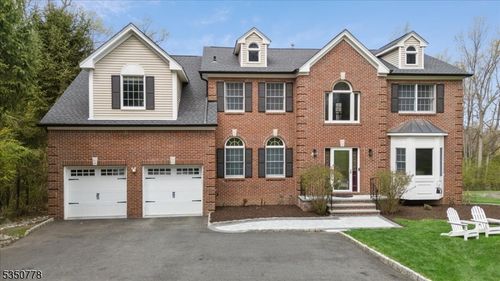 562 Fairmount Ave, Chatham Twp, NJ, 07928-1330 | Card Image