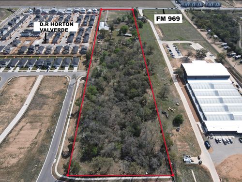 186 Fm 969, Bastrop, TX, 78602-3140 | Card Image