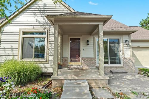 762 Elm Ct, Wixom, MI, 48393-4508 | Card Image