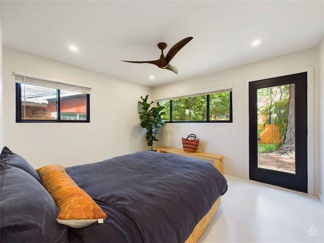 6007 Leisure Run Rd, House other with 2 bedrooms, 2 bathrooms and null parking in Austin TX | Image 11