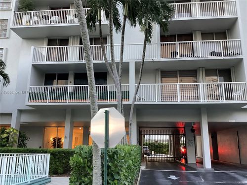 14h-150 Se 25th Rd, Miami, FL, 33129-2442 | Card Image