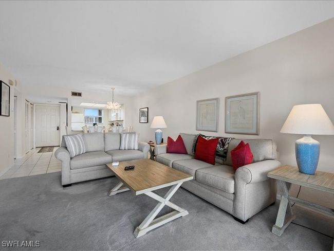 4-705 - 897 Collier Ct, Condo with 2 bedrooms, 2 bathrooms and null parking in Marco Island FL | Image 6
