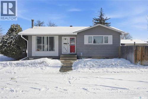 222 Smallwood Cres, Saskatoon, SK, S7L4S1 | Card Image