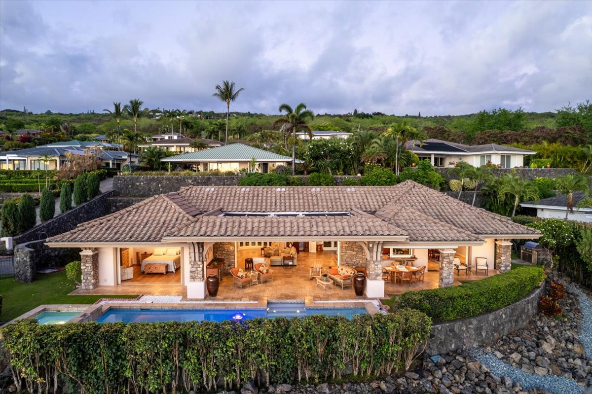 Mololani St, Kailua Kona, HI 96740