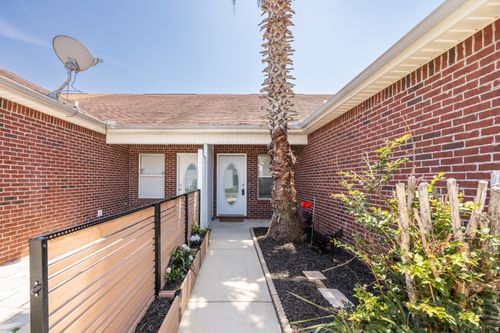 153-1014 Airport Rd, Destin, FL, 32541-2884 | Card Image
