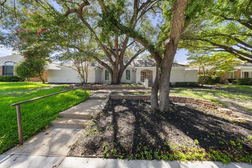 8857 Flint Falls Dr, Dallas, TX, 75243-7542 | Card Image
