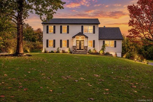 6 Rainbow Crest, East Fishkill, NY, 12533 | Card Image