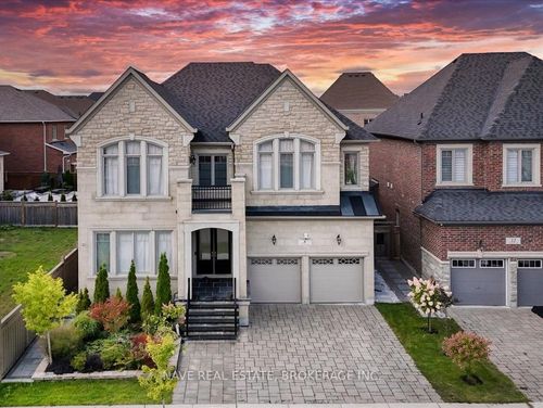 8 Noe Dibiase Rd, Kleinburg, ON, L4H3X7 | Card Image