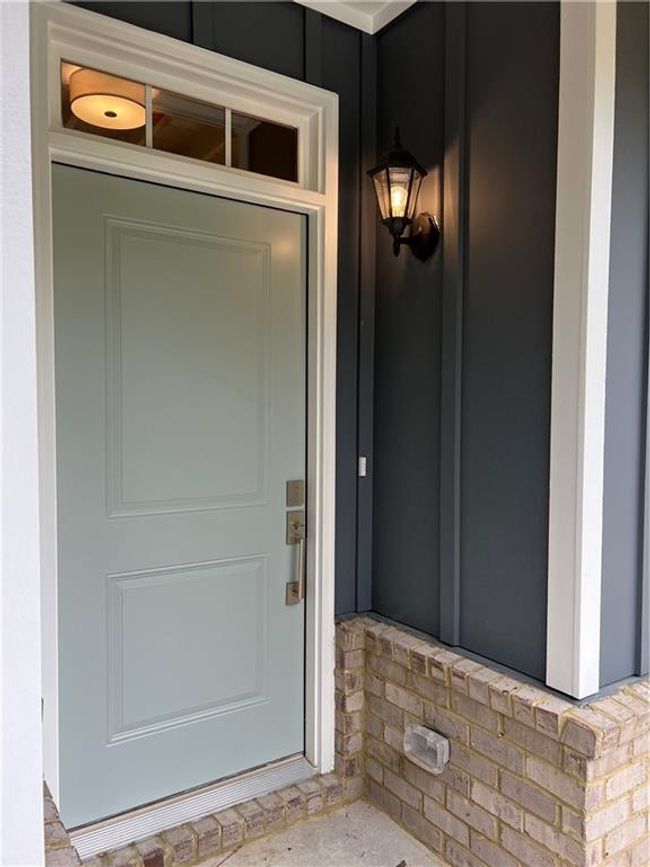 2562 Harbor View Ct, Townhouse with 3 bedrooms, 3 bathrooms and null parking in Gainesville GA | Image 5