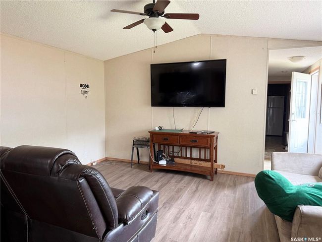 3 - 404 8 Th Ave E, House other with 3 bedrooms, 2 bathrooms and 2 parking in Watrous SK | Image 18