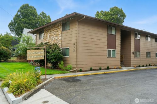 532 E Alder St, Walla Walla, WA, 99362-2071 | Card Image