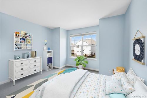 4 Kless Ct, Middletown, NY, 10940-2976 | Card Image